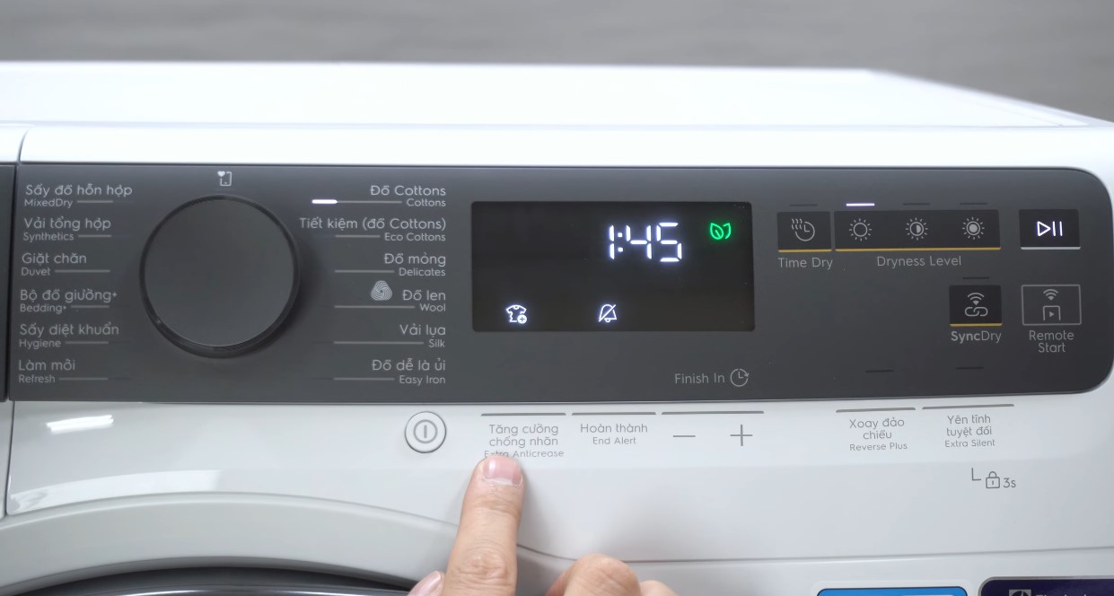huong-dan-su-dung-may-say-electrolux-edh903r7wc.jpg